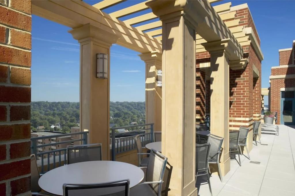 Condo With Gym And Pool In Pentagon City 8Min To Dca أرلنغتون المظهر الخارجي الصورة